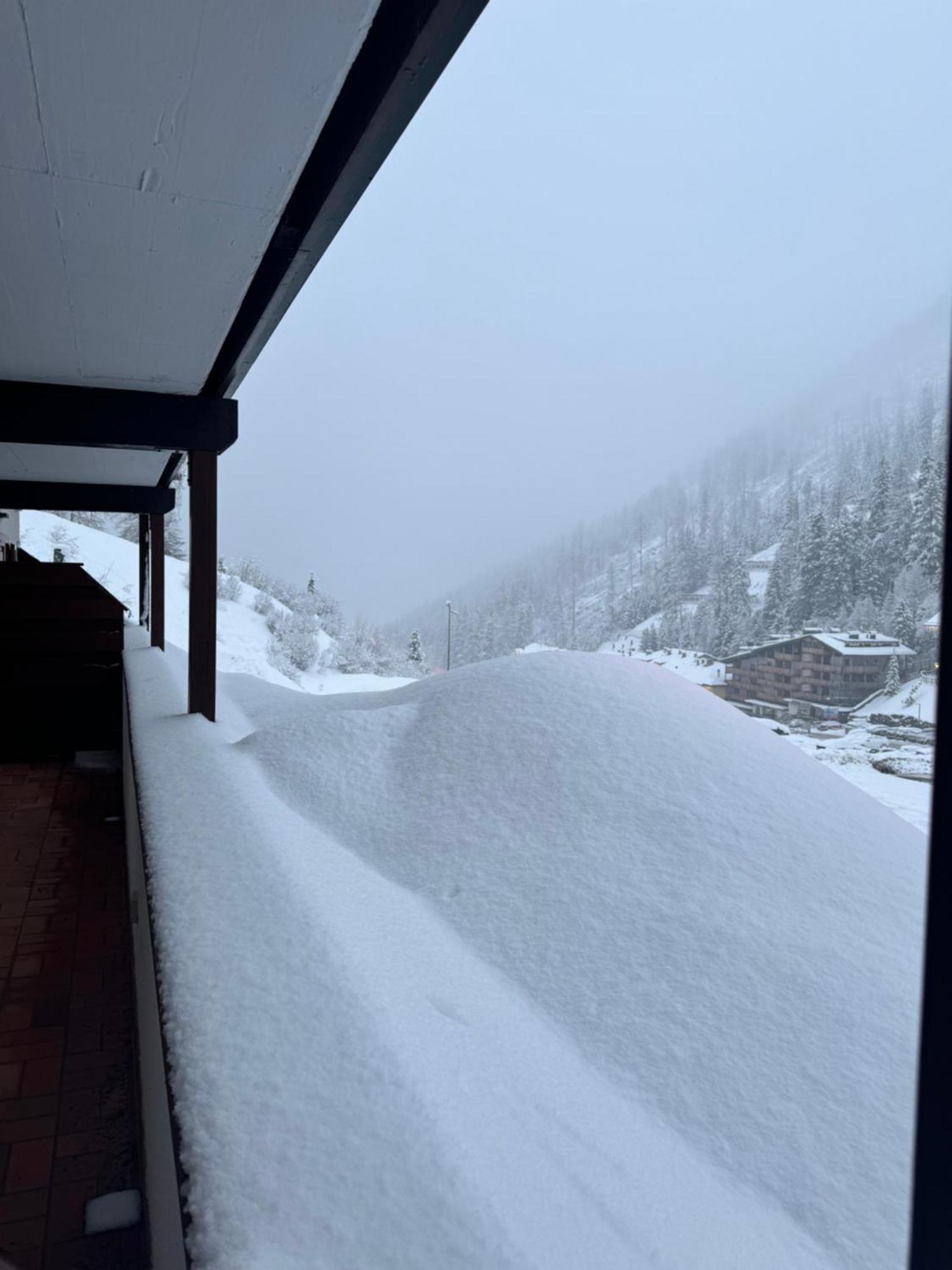 Ski Lodge Pampeago Tesero Exterior foto